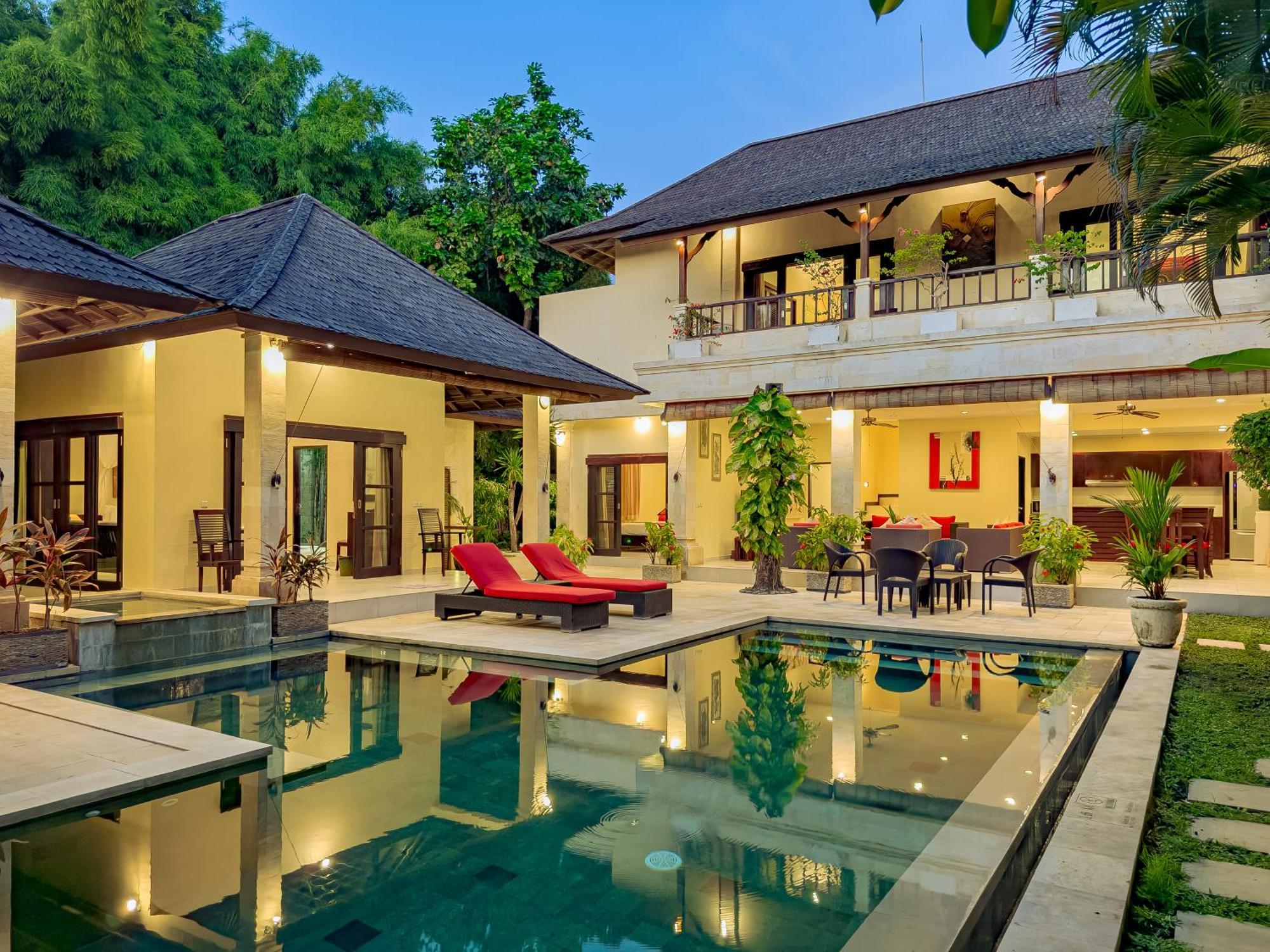 Villa Bugis Abimanyu Seminyak Room photo