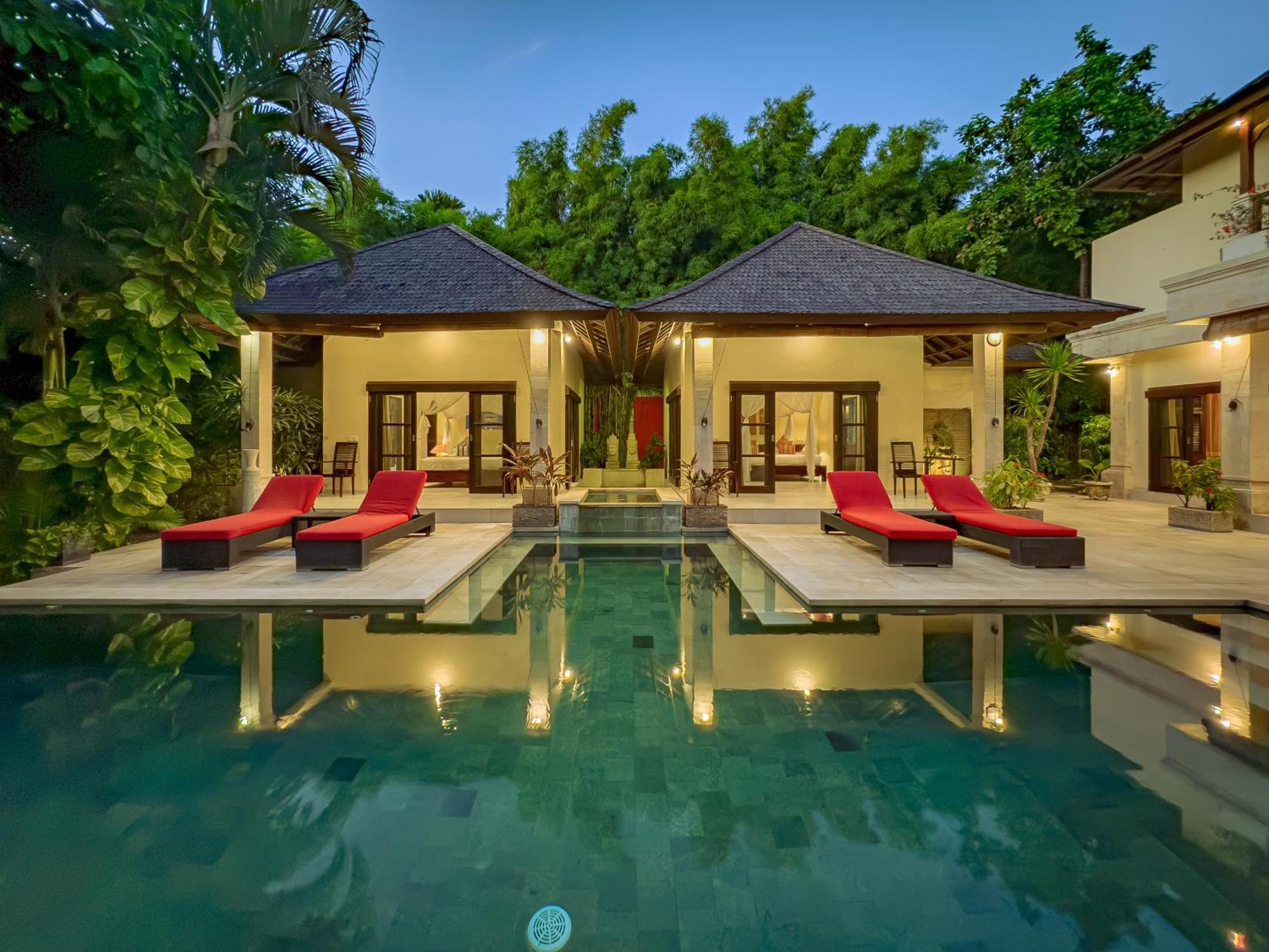 Villa Bugis Abimanyu Seminyak Room photo