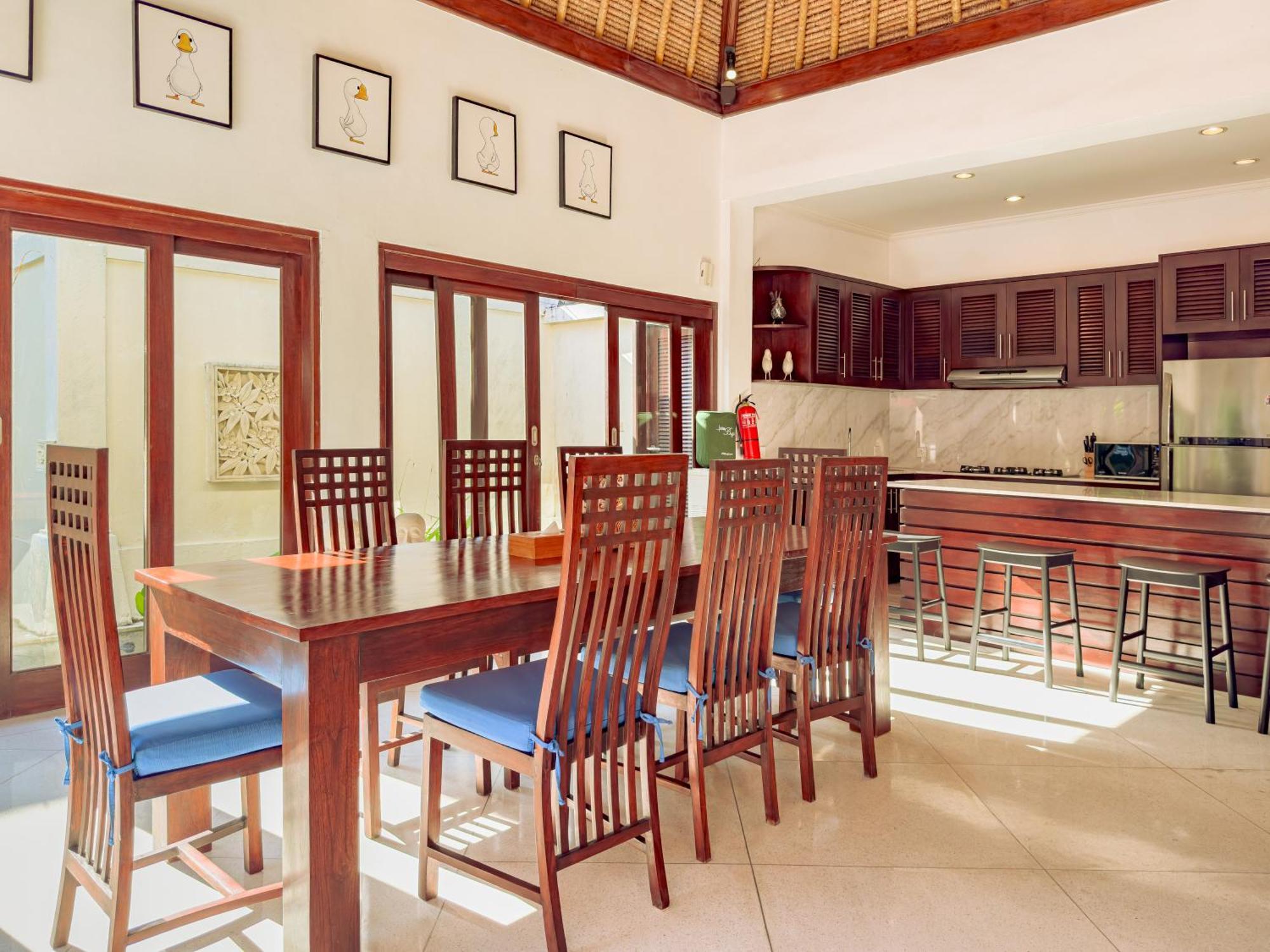 Villa Bugis Abimanyu Seminyak Room photo