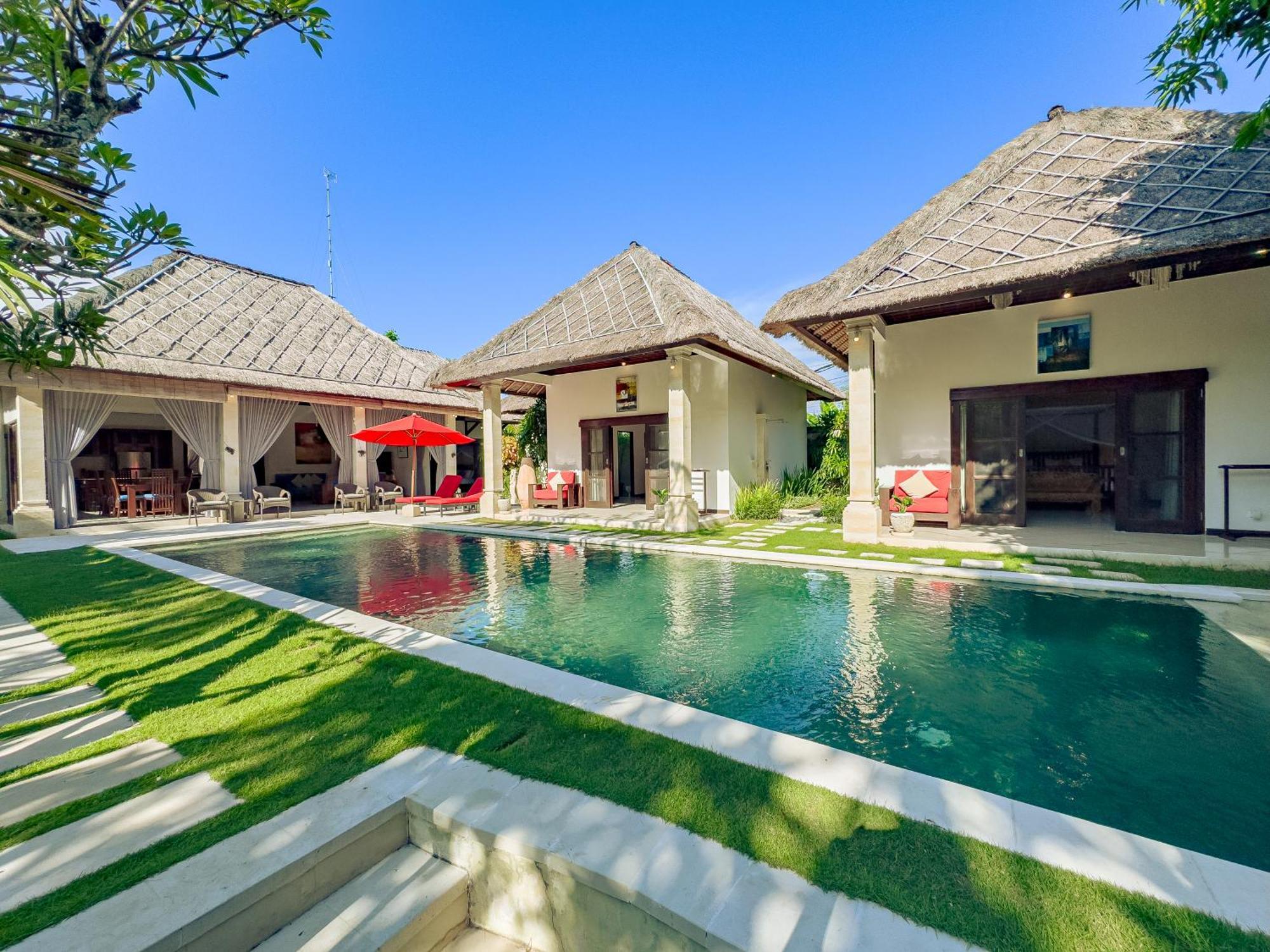 Villa Bugis Abimanyu Seminyak Room photo